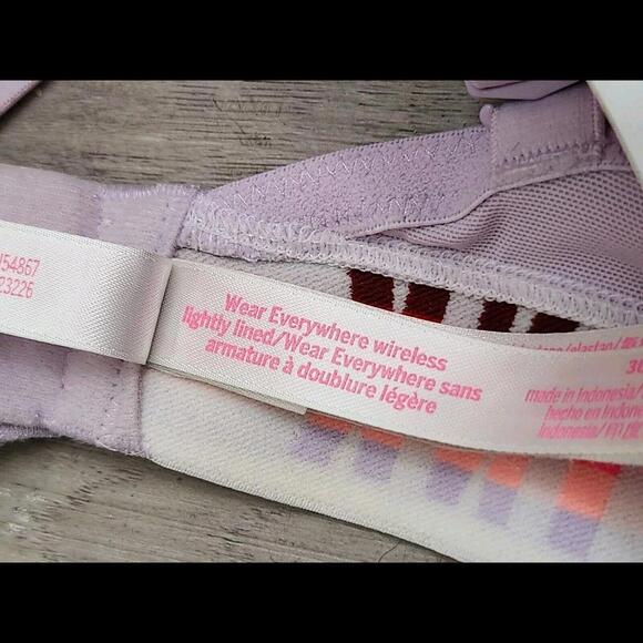 Victoria Secret Wear Everywhere Wireless bra 36d Logo Band Lavender Lightly Line - Picture 5 of 5